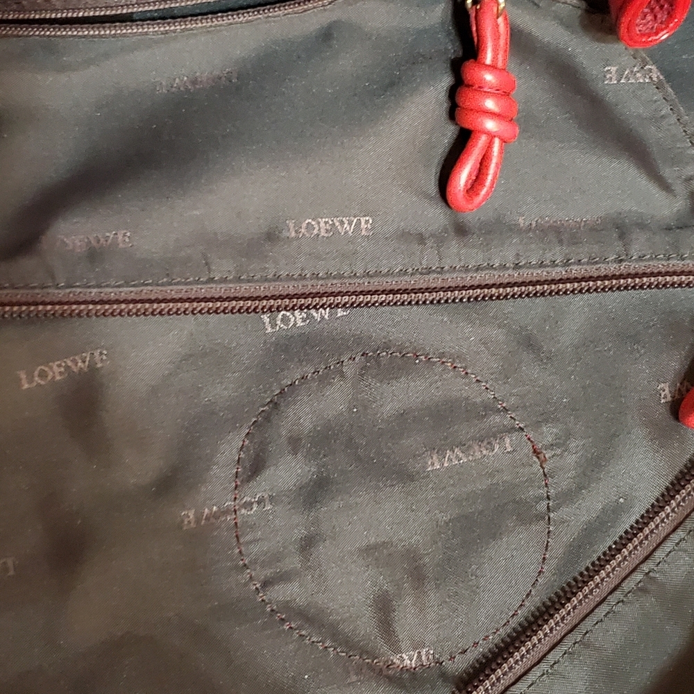 SOLD SOLD SOLD 🌟CLEARANCE🌟 Loewe "Hammock" Bag. Red Goat Patent Leather. COA. - Picture 2 of 15